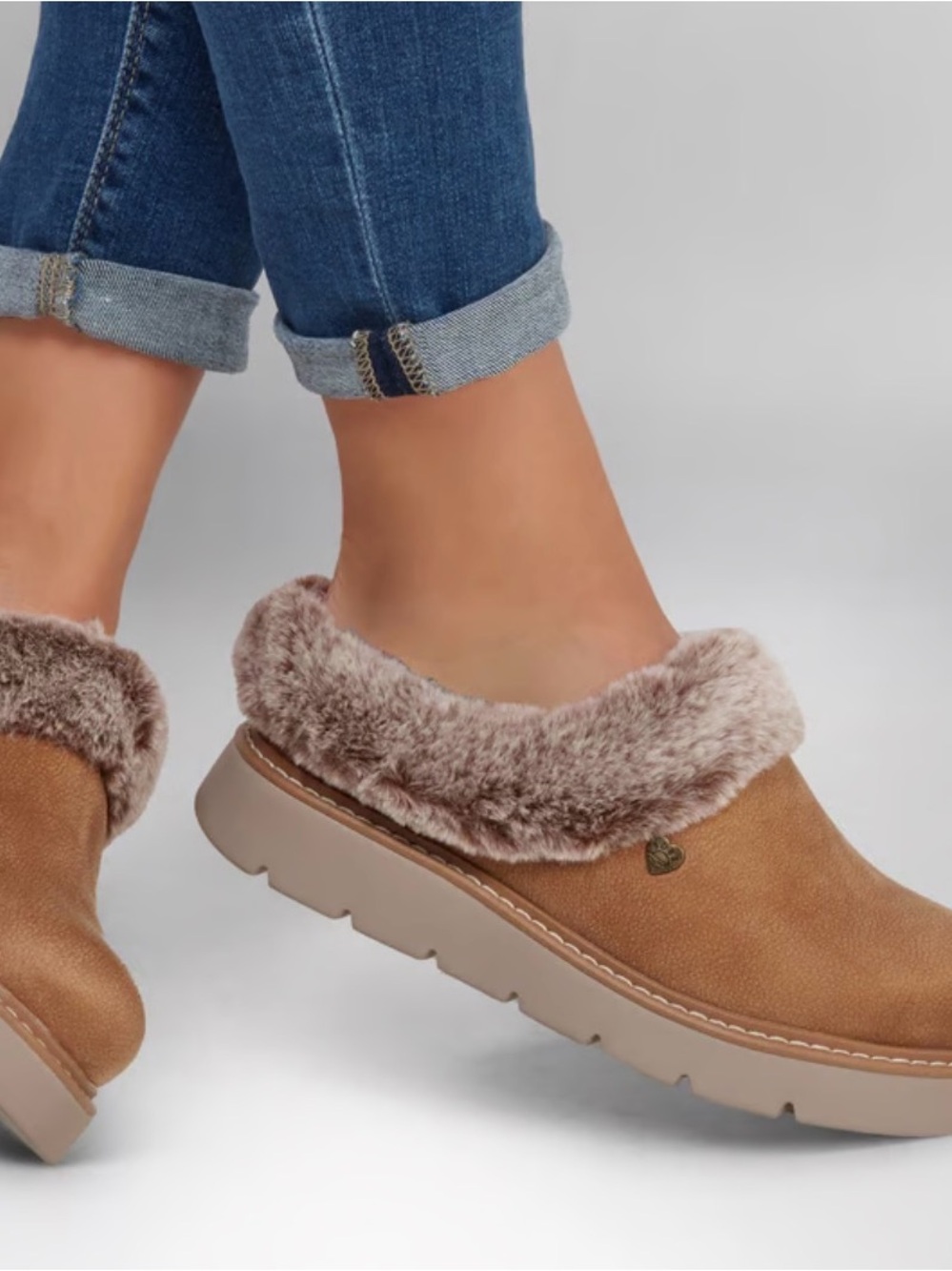 Bobs Keepsake Lite from Skechers Memory Foam Slip on Plush Chestnut Womens 9